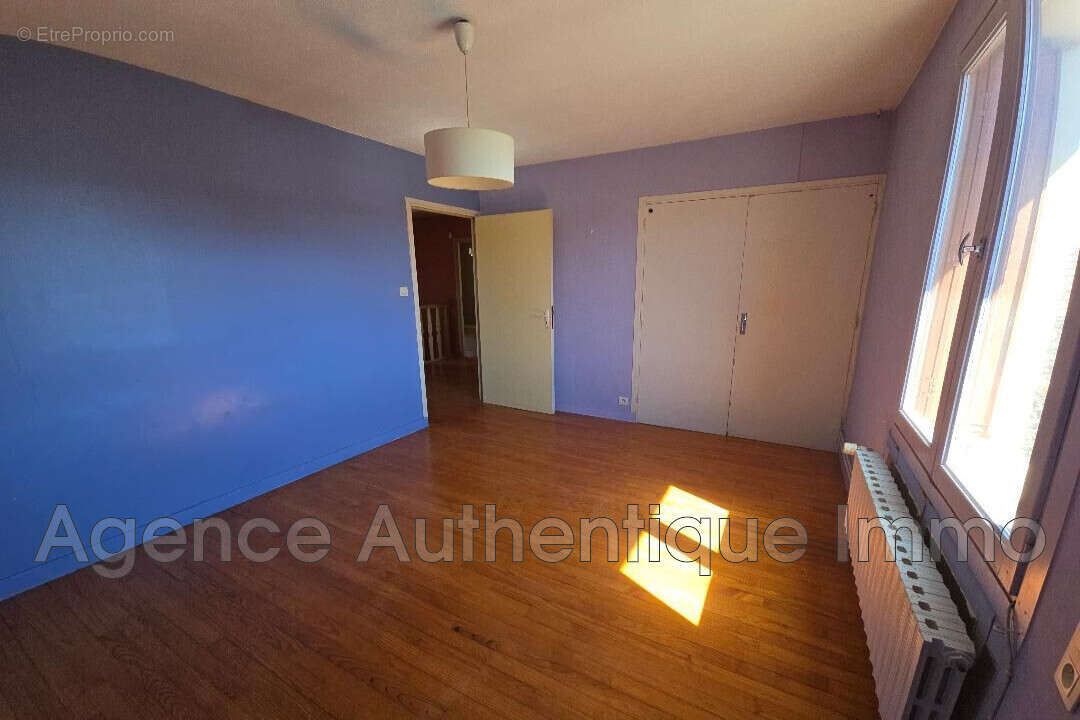 Maison à CLERMONT-FERRAND