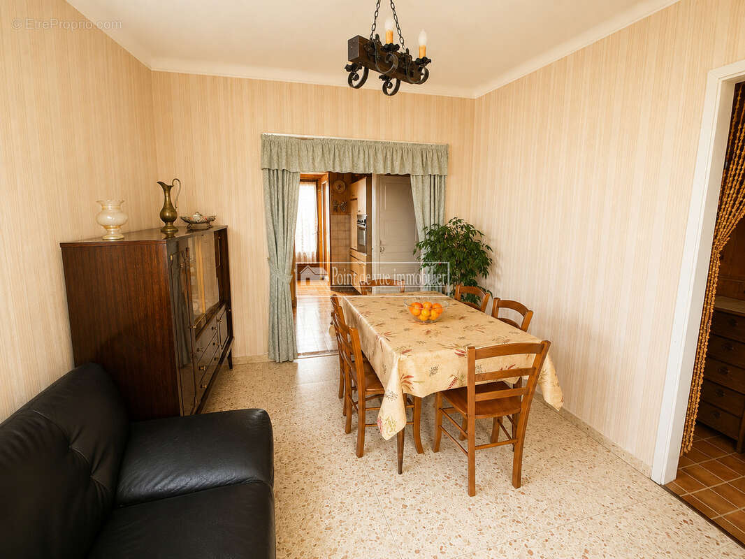Maison individuelle 4 pièces de 100m2 sur 247m2 de terrain - photo 4