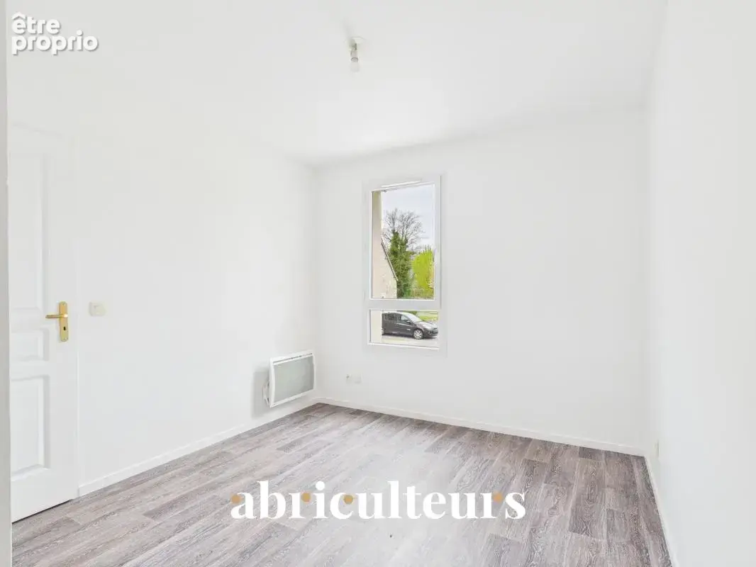Survilliers : T3 d'exception de 73 m² plein Sud avec vue panoramique — Résidence prisée - photo 11