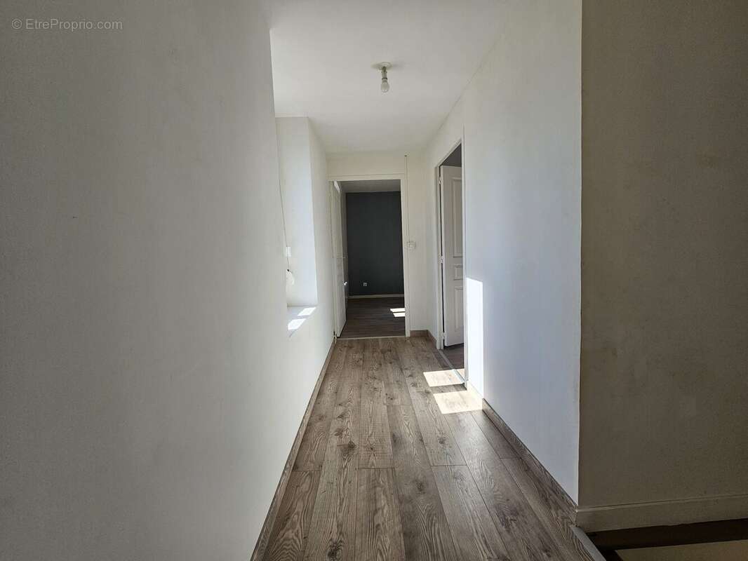 Maison à MONTATAIRE