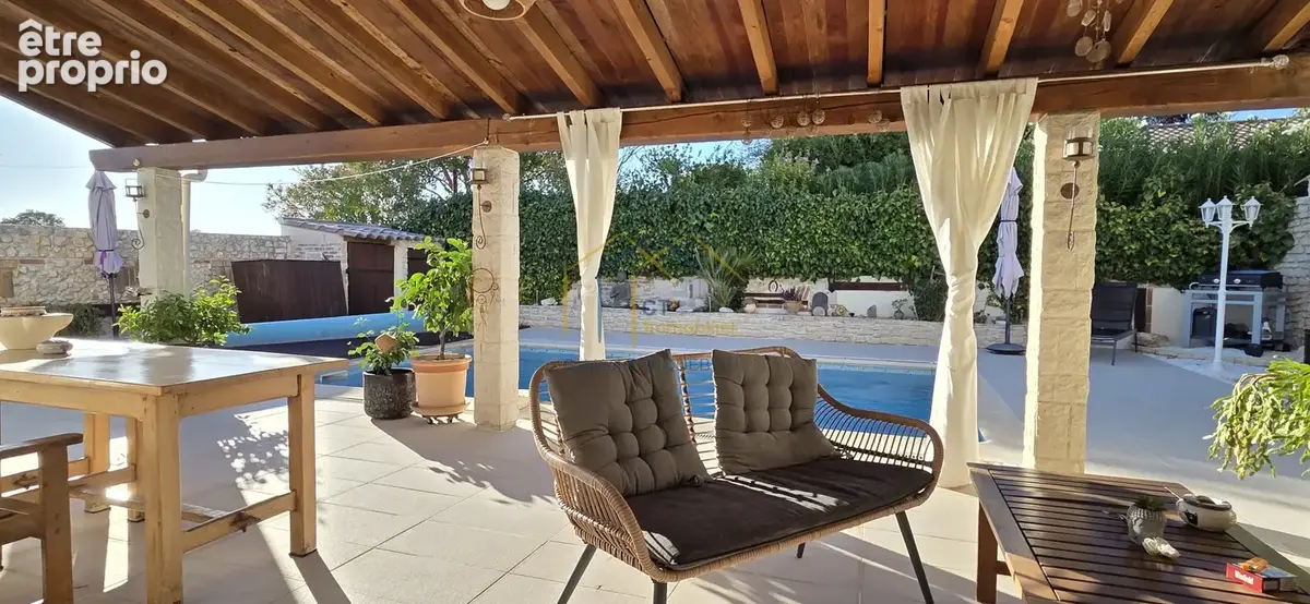 Grande villa avec 5 chambres, piscine et vue dégagée - photo 3