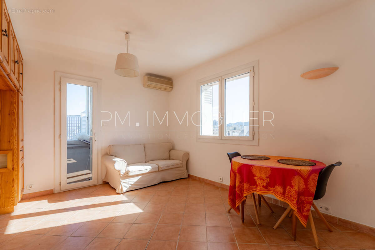 Appartement à MARSEILLE-10E