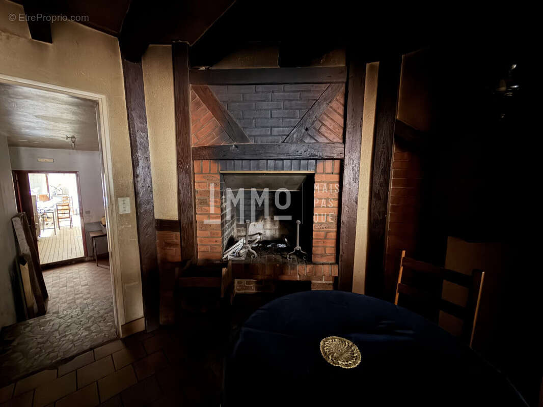 Appartement 192 m² à Chateau-Du-Loir  - photo 3