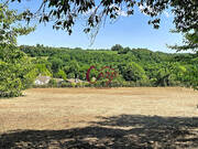 Terrain à SAINT-GENES-DE-LOMBAUD