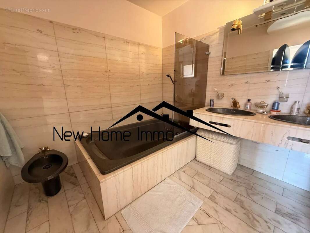 Appartement à MARSEILLE-10E