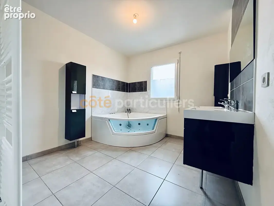 Pavillon 6 chambres - Saint-Clair-sur-l'Elle  174 m2 - photo 11