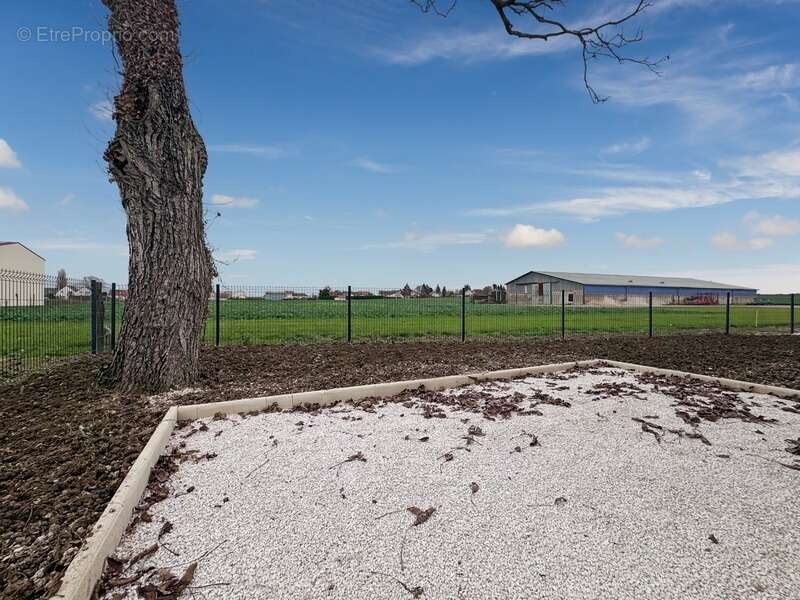 Maison à REMILLY-SUR-TILLE