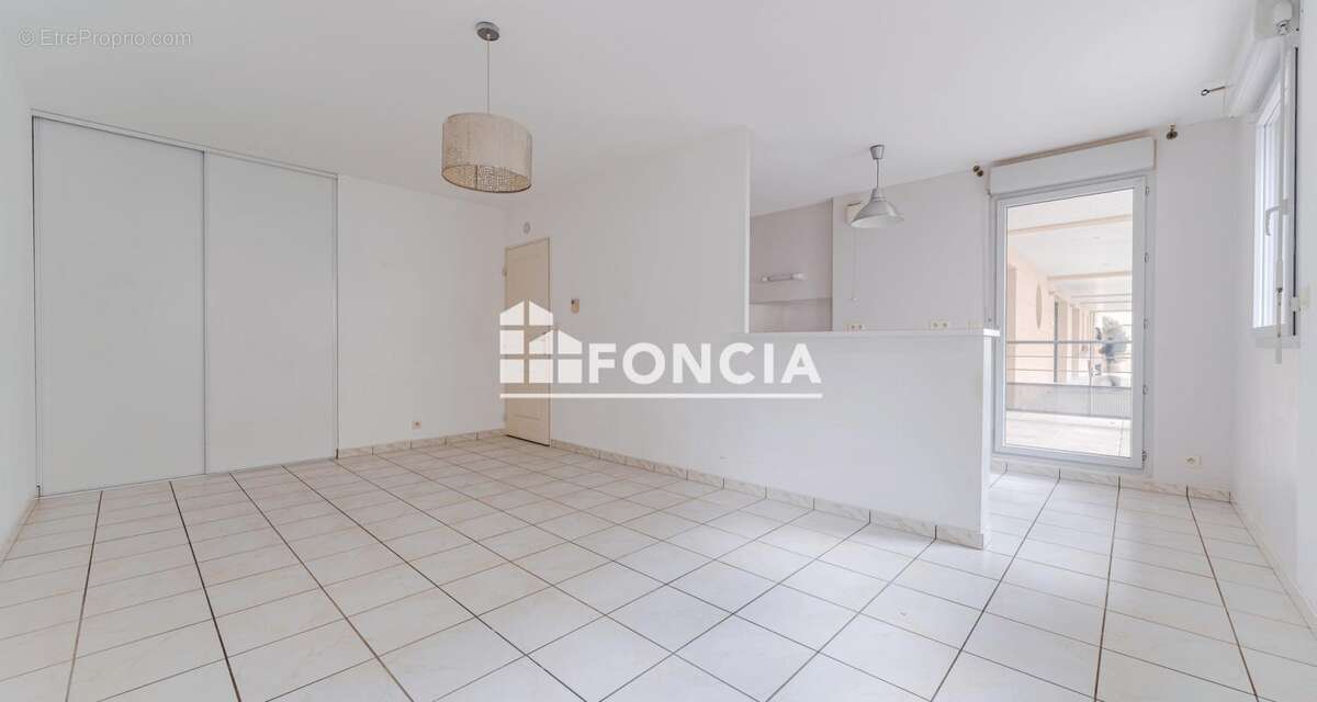 Appartement à LA RICHE