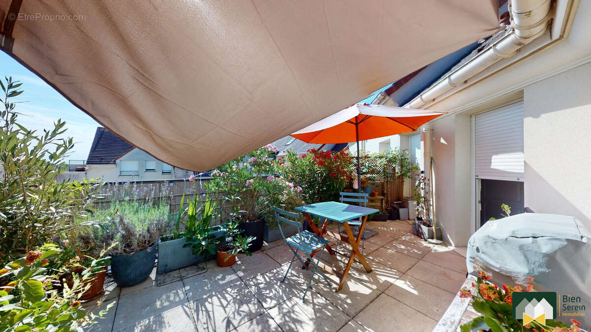 Appartement à MAINVILLIERS