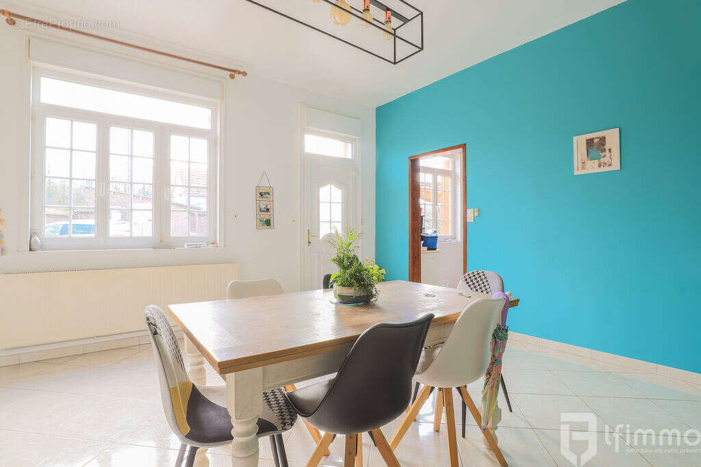 Maison à VILLERS-AU-FLOS