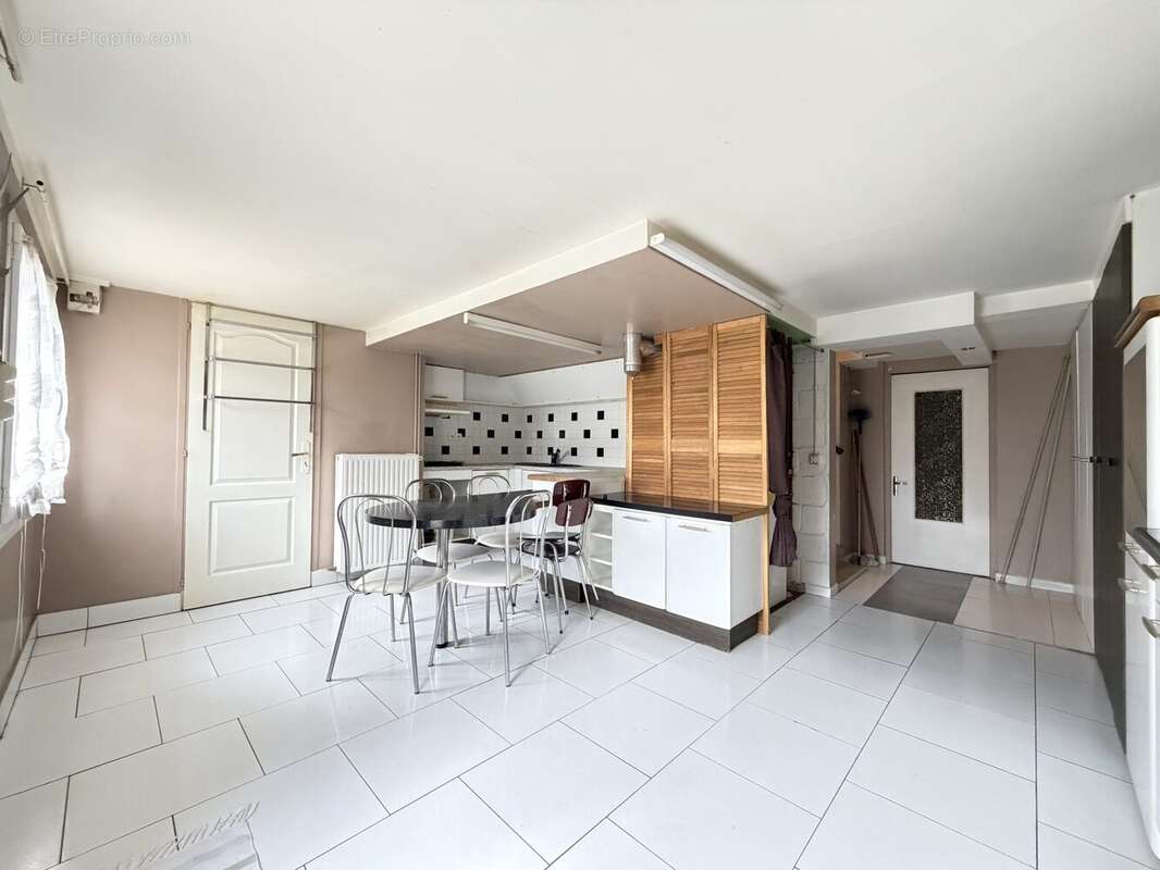 Maison à GOUSSAINVILLE