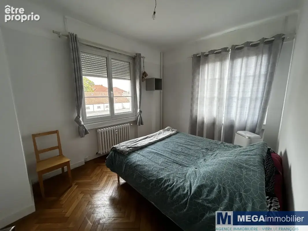 Appartement au 1er étage - photo 4