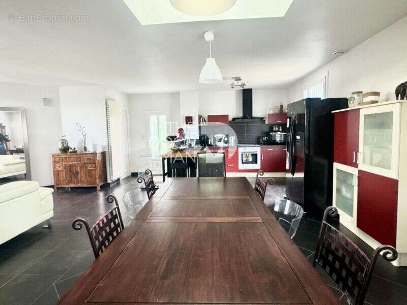 Maison à LA CHAPELLE-ANTHENAISE