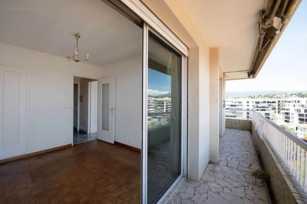 Appartement à CAGNES-SUR-MER