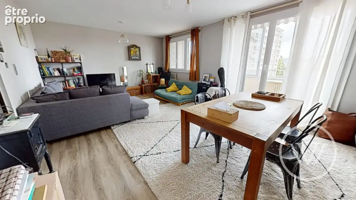 Appartement 74 m² à Besancon  - photo 2