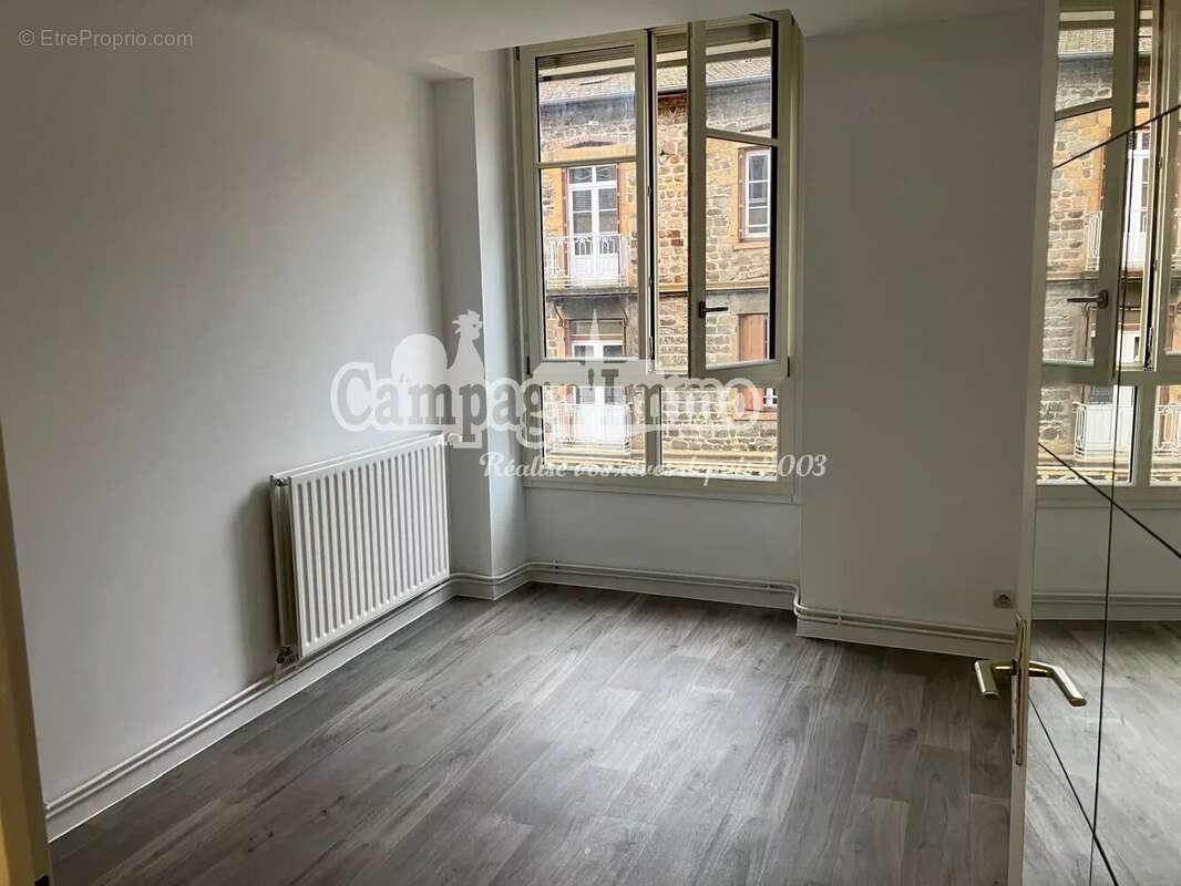T4 de 97m² près de vindry sur turdine. - photo 4