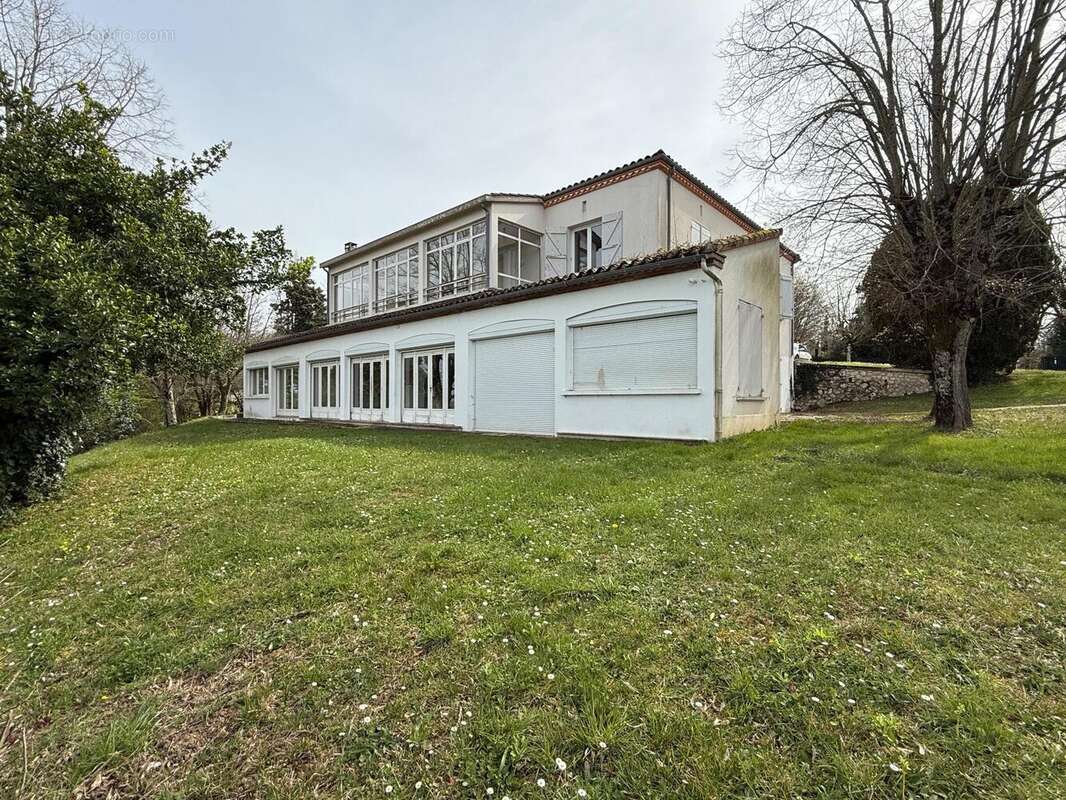 Photo 2 - Maison à PUJOLS