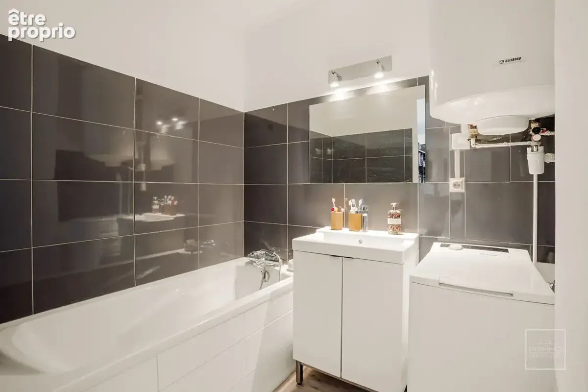 Neuville sur saone, t4, 93 m², balcon 11m², stationnement - photo 9