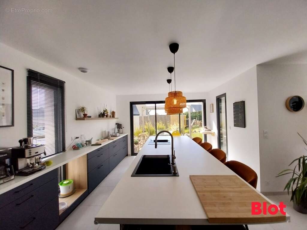 Maison à LA VILLE-ES-NONAIS