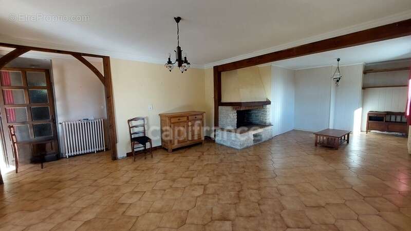 Maison à SAINT-CYPRIEN