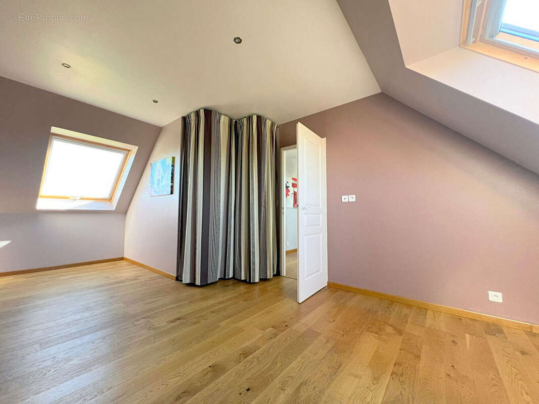 Maison Chaumont En Vexin 6 pièce(s) 136 m² + sous sol total - photo 19