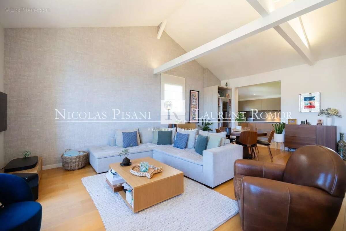 Appartement à VILLEFRANCHE-SUR-MER