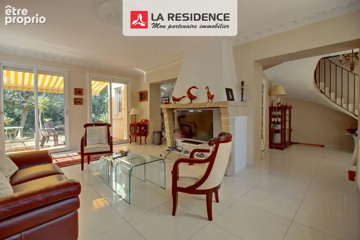 Maison 7 pièces 172 m² à vendre à Poissy (78300) - photo 3