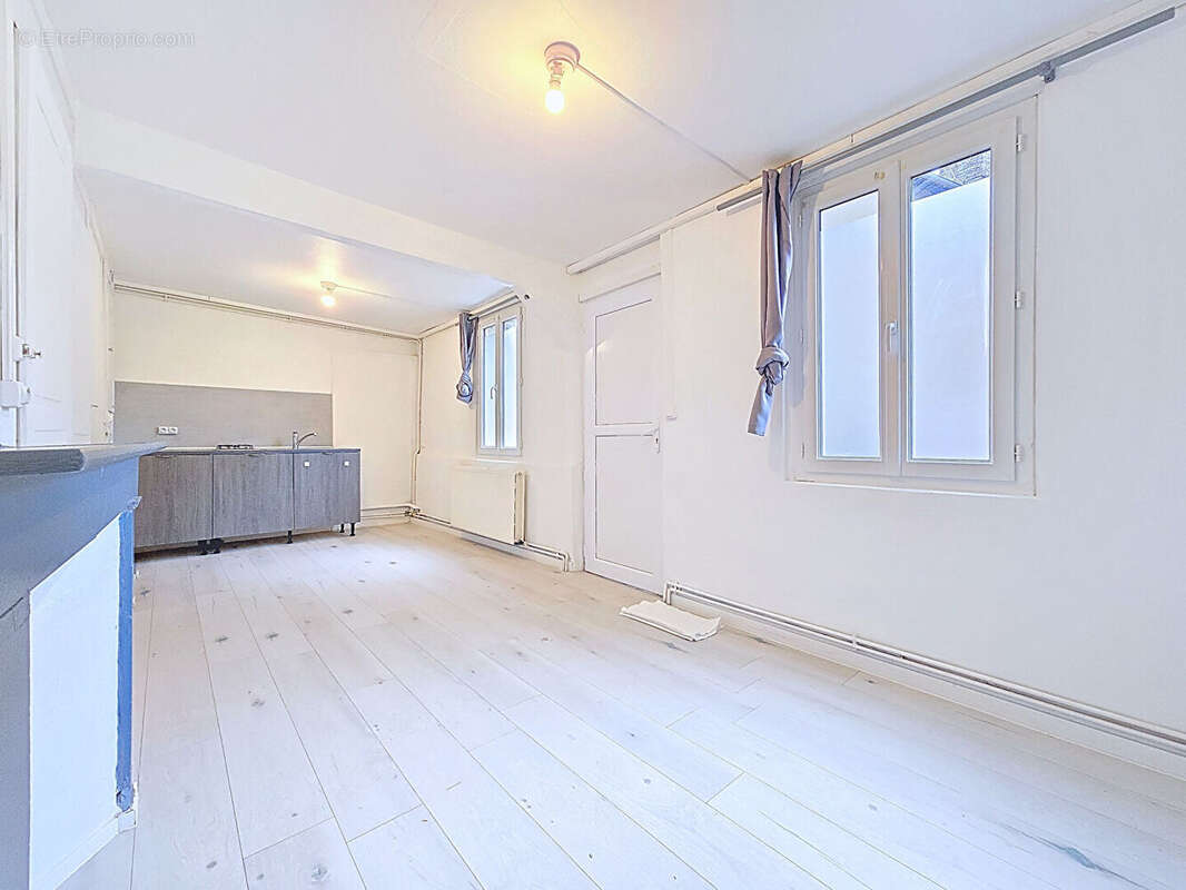 Appartement à LE NEUBOURG