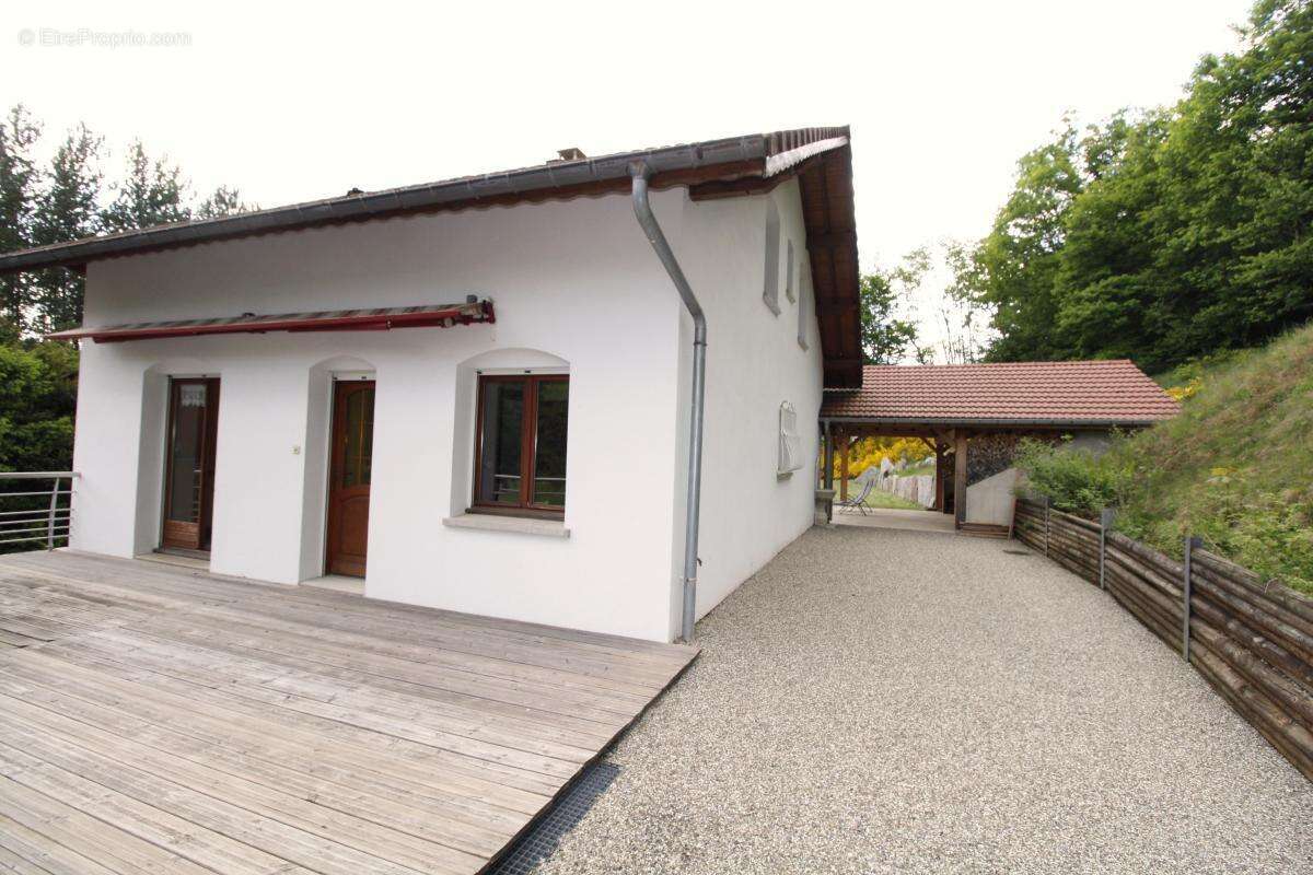 Maison à SAINT-MAURICE-SUR-MOSELLE