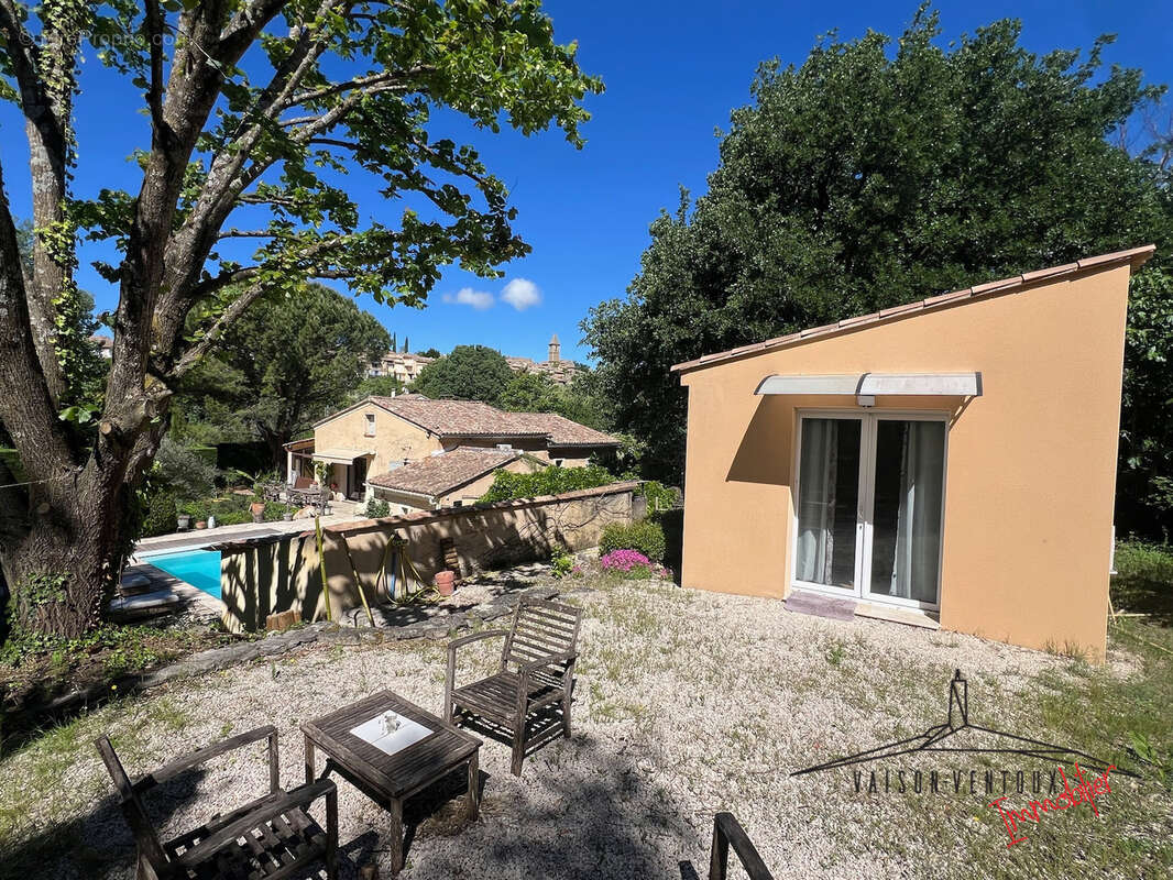 Maison à MIRABEL-AUX-BARONNIES