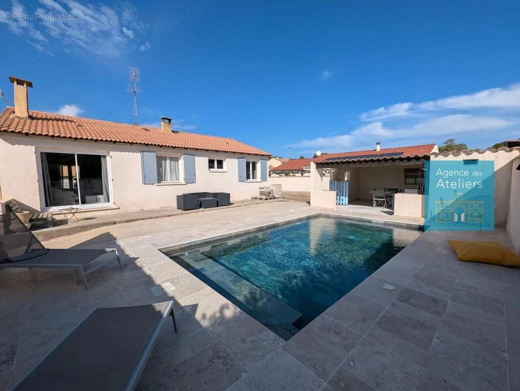 Maison à SAINT-GILLES