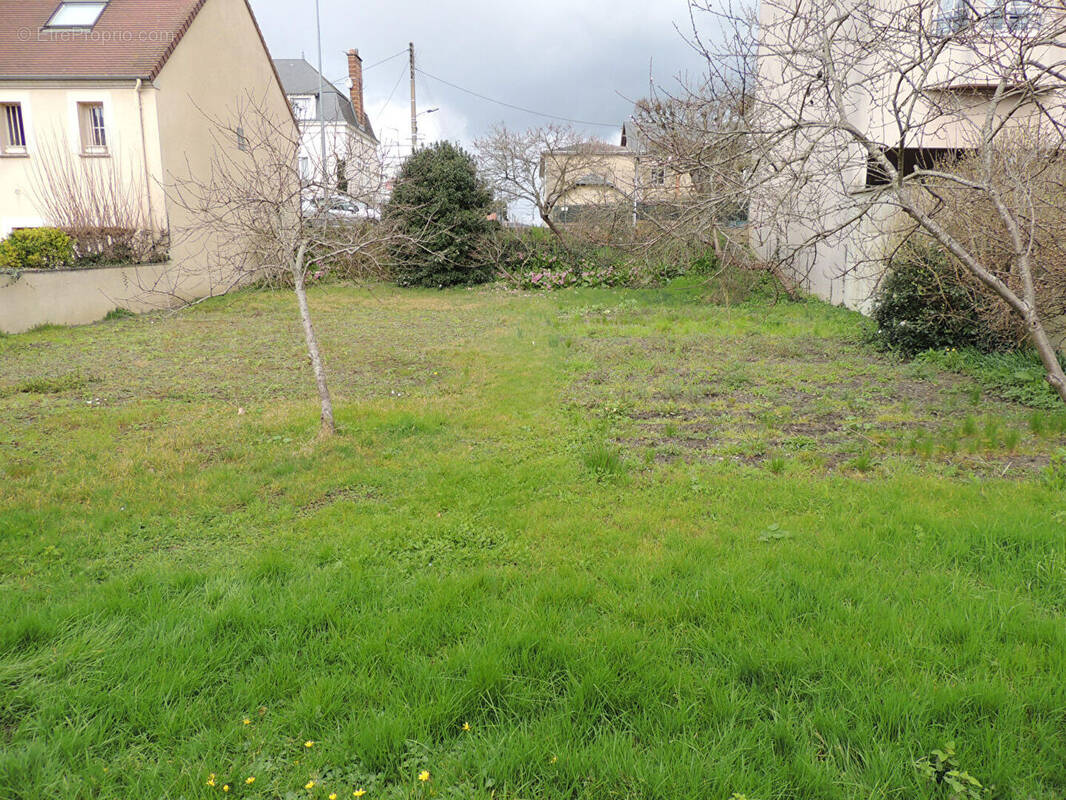 Terrain à LA FERTE-BERNARD