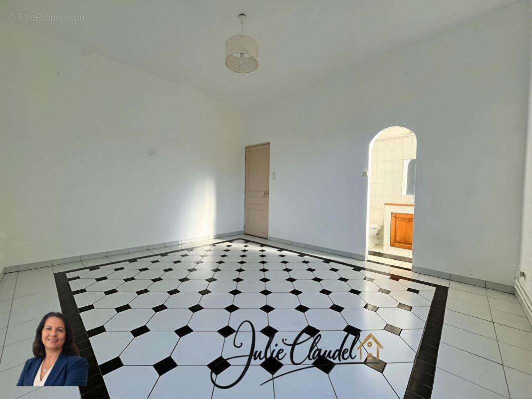 Maison à TRANS-EN-PROVENCE