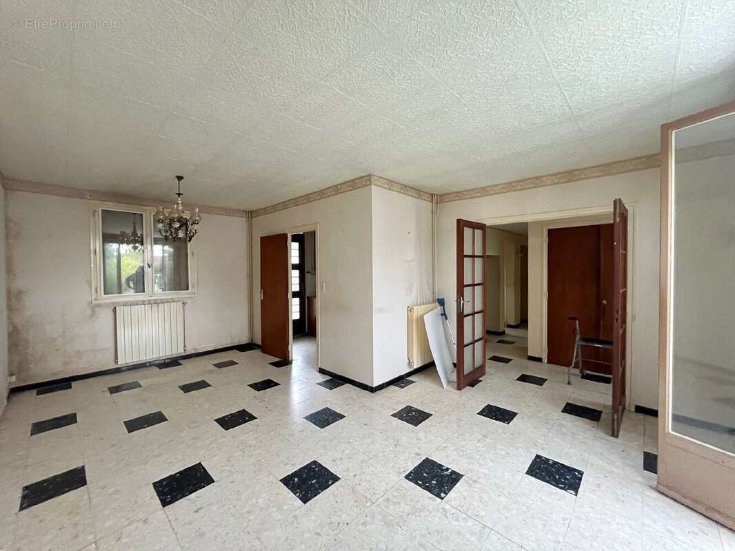 Maison à FONTENILLES