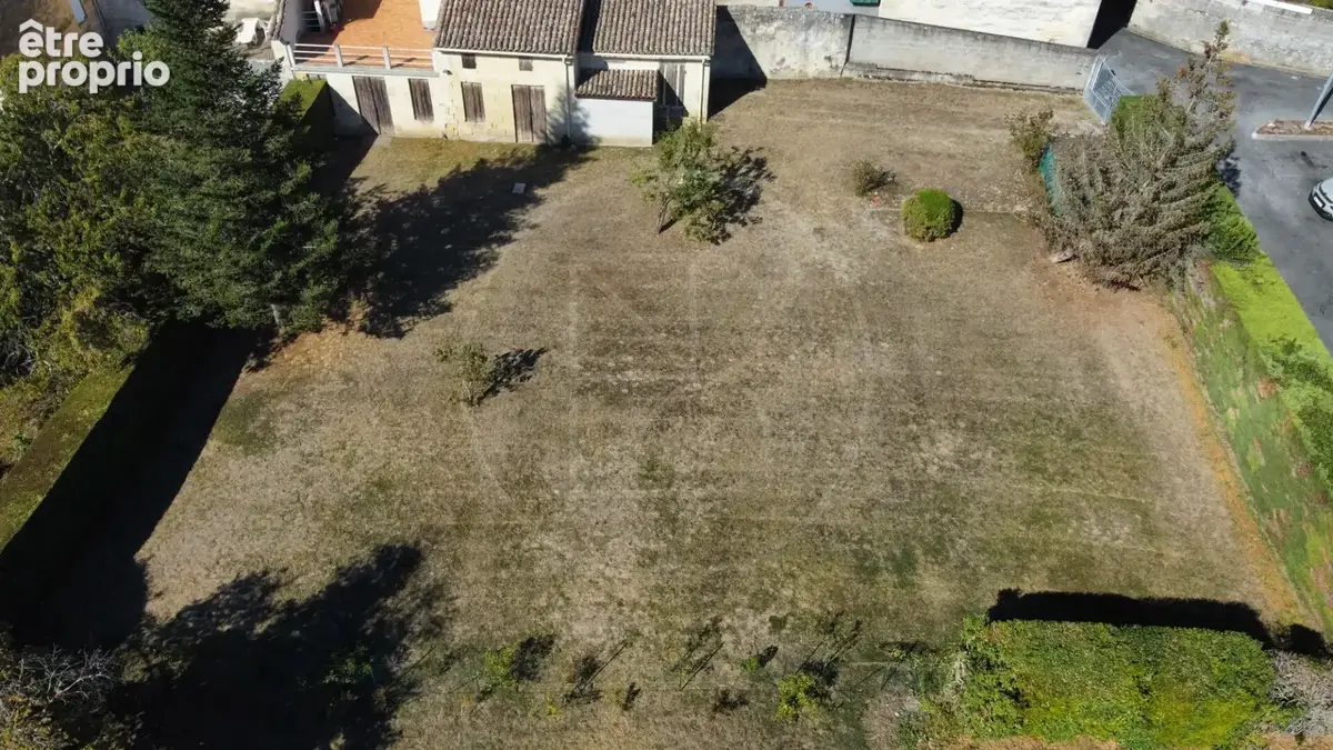 Terrain constructible au coeur de Castillon - photo 3