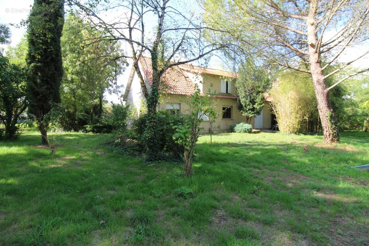 Maison à SAINT-HILAIRE-LA-PALUD
