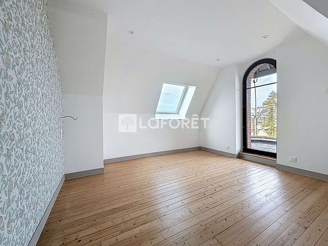 Maison à OUISTREHAM