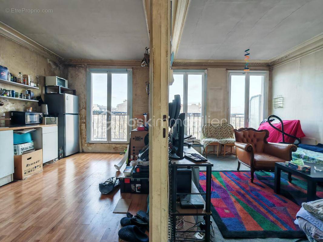 Appartement à PARIS-10E