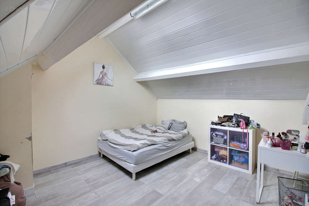 Maison à BOUFFEMONT