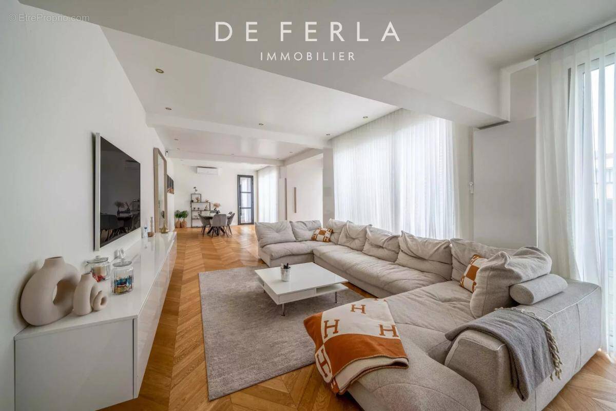 Maison à SAINT-MAUR-DES-FOSSES