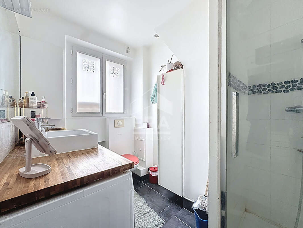 Appartement à PARIS-12E