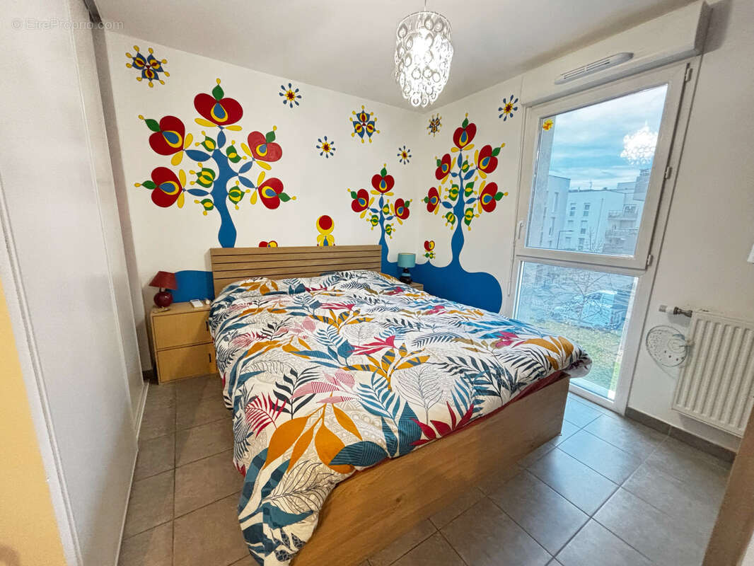 Appartement à SAINT-FONS