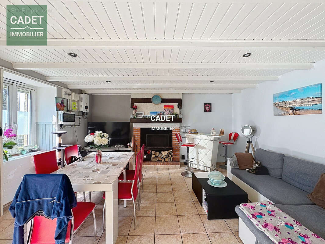 Maison à SAINT-AUBIN-DES-PREAUX