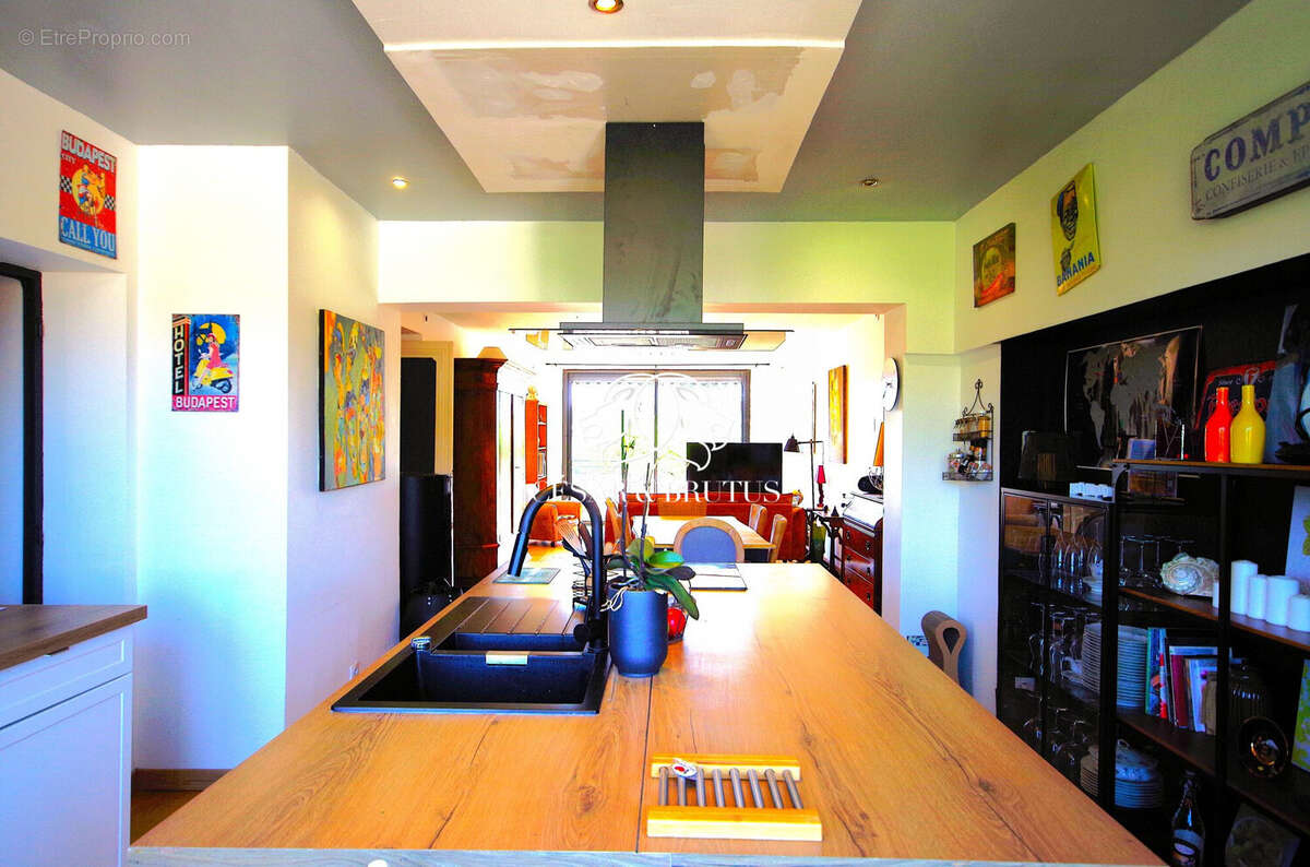 Appartement à LENTILLY