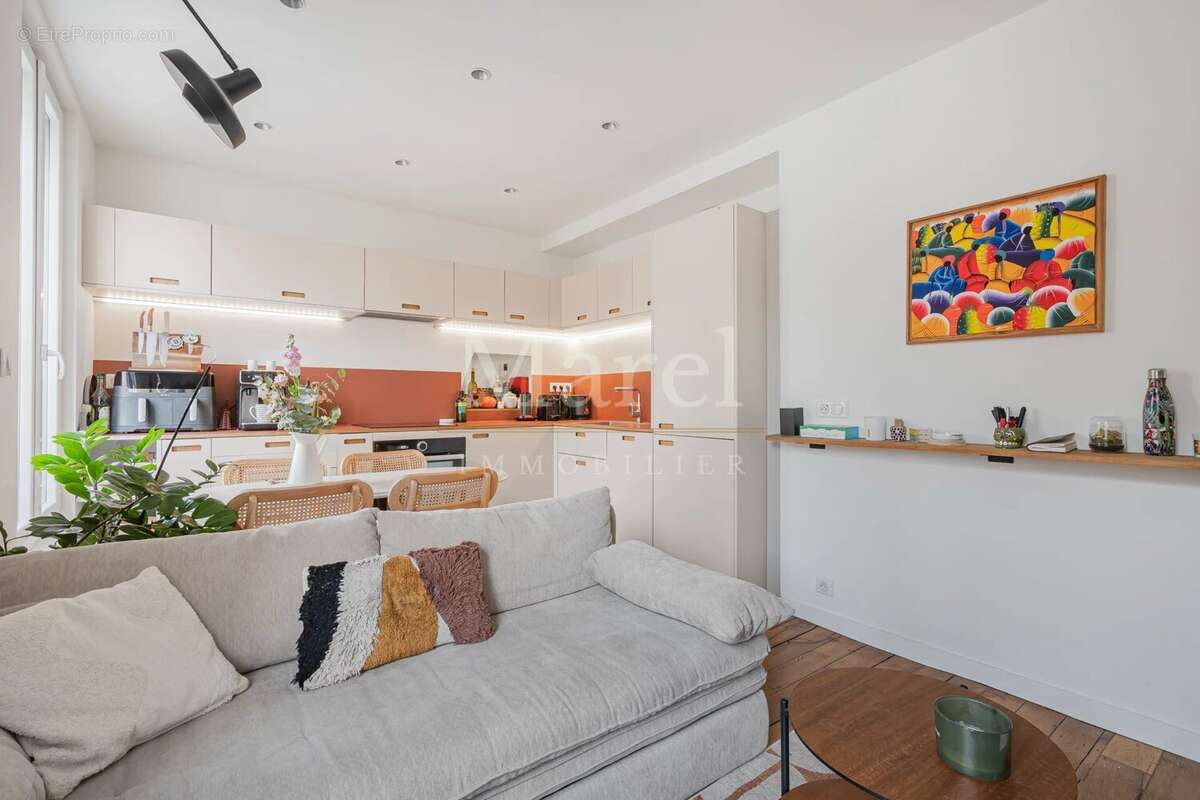 Appartement à PARIS-19E