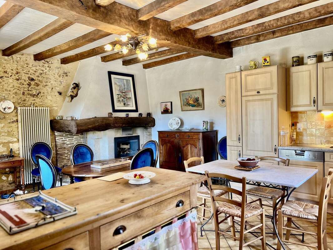 Maison à BEAUMONT-DU-PERIGORD