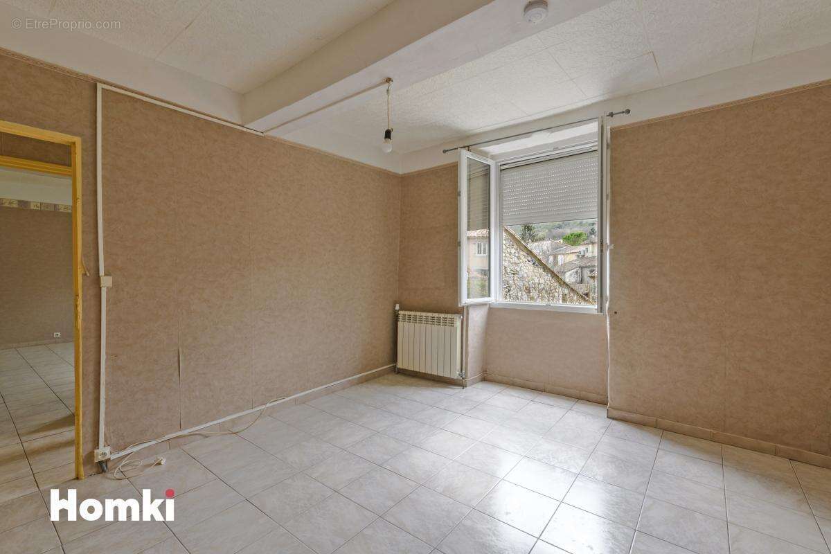 Appartement à SAINT-HIPPOLYTE-DU-FORT