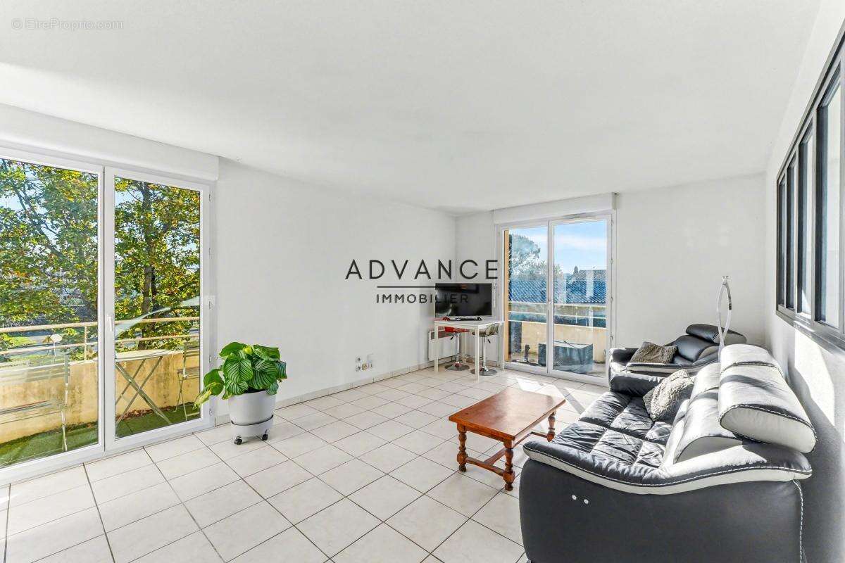 Appartement à COLOMIERS