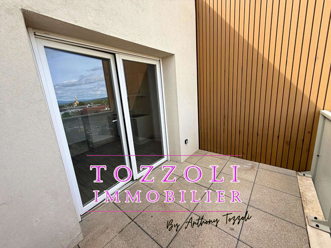 Appartement à L&#039;ISLE-D&#039;ABEAU