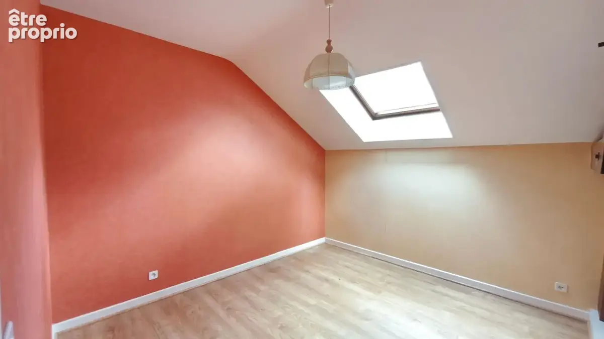 Maison 148m² à saint-denis-lès-bourg - photo 11